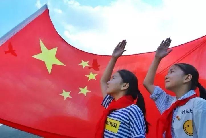 有哪些适合年轻人的低价新中式风格衣服可以推荐？